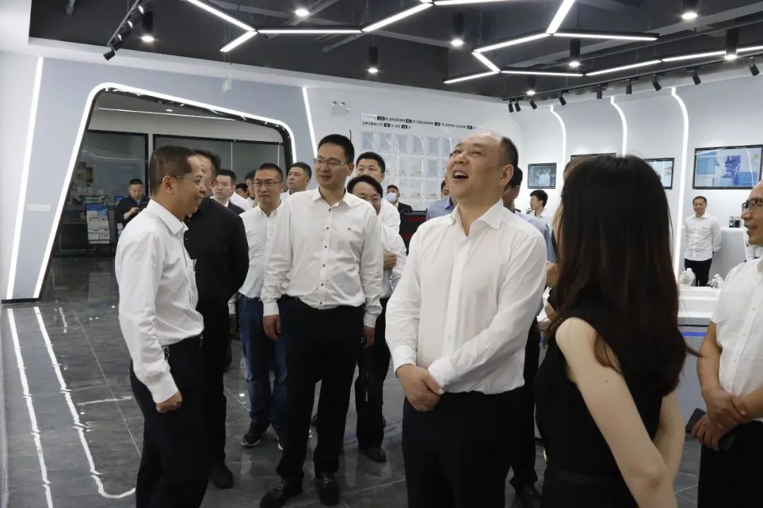 台州市路桥区牟傲野区长率队到K8凯发国际首页登录科技考察指导